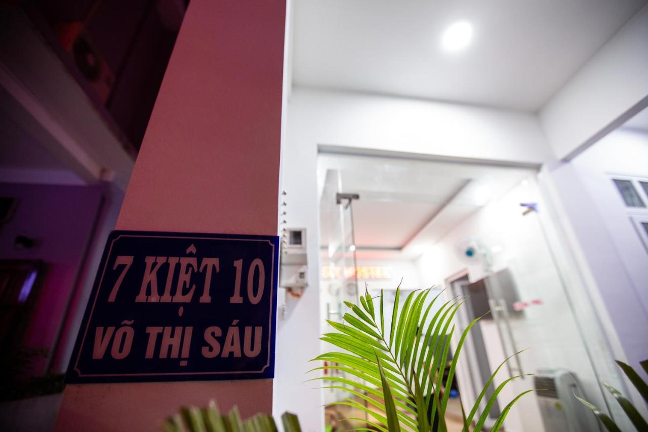 5.T Hostel Hue Bagian luar foto