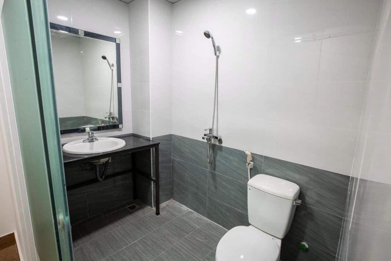 5.T Hostel Hue Bagian luar foto